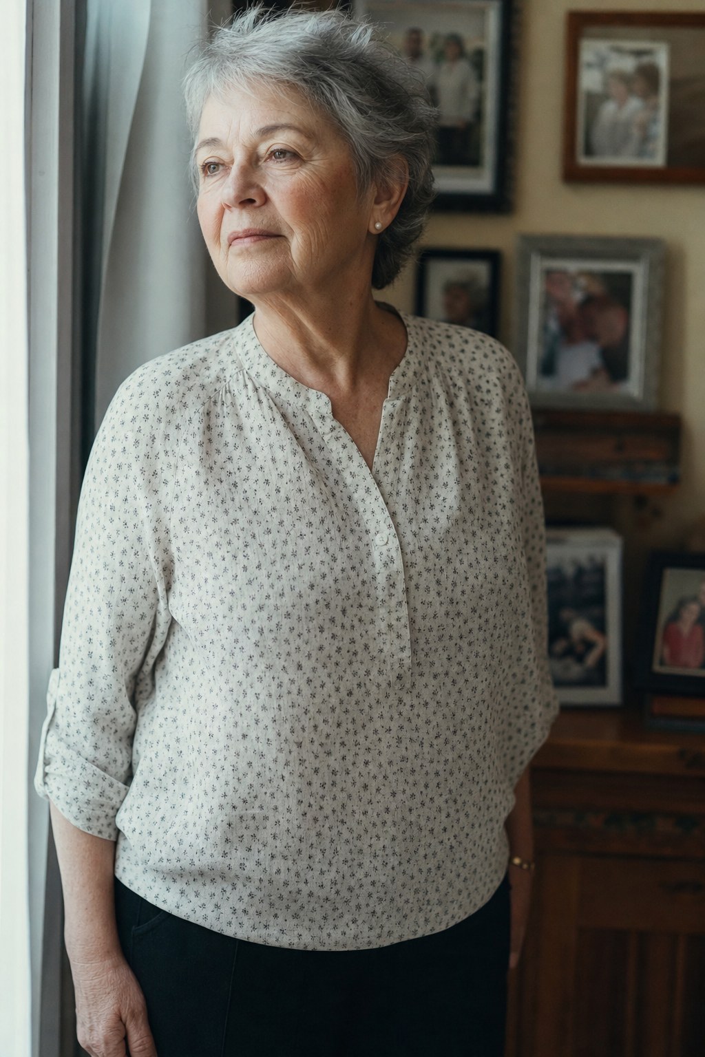 Retraitée québécoise chez elle